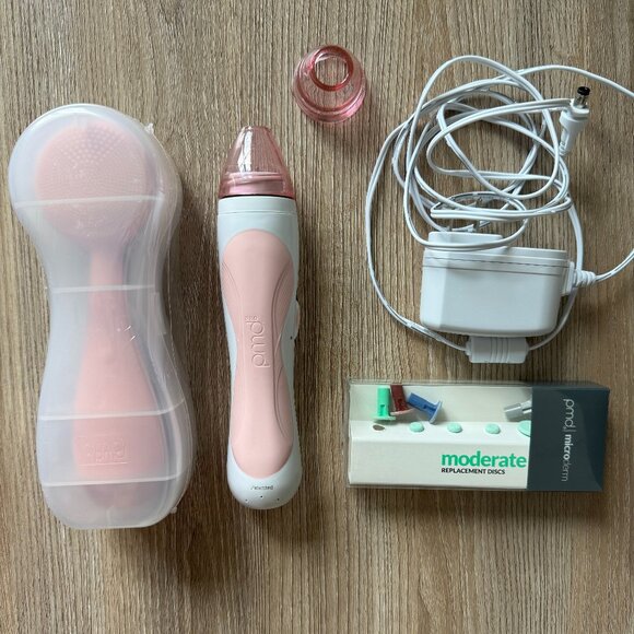 [NEW] PMD Clean Pro and Microderm Pro Bundle - Picture 1 of 5